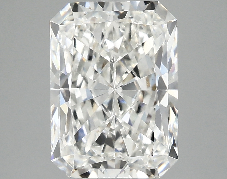 3.05 CT Radiant Diamond