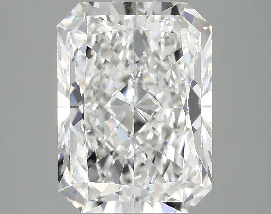 3.05 CT Radiant Diamond