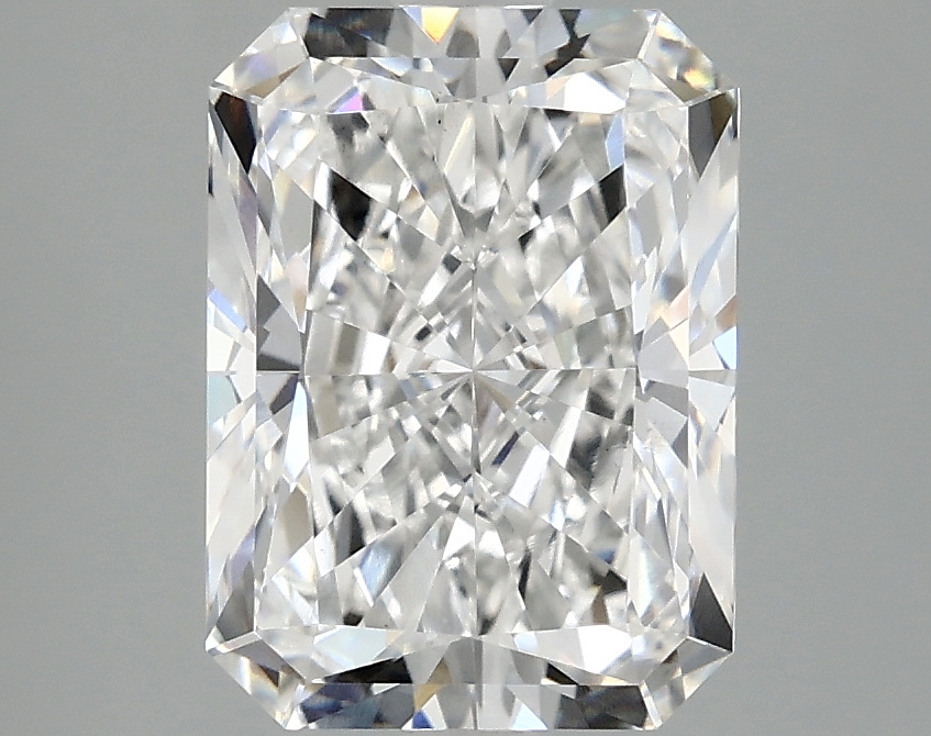 3.05 CT Radiant Diamond