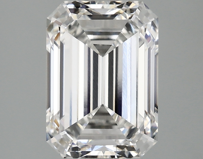 3.07 CT Emerald Diamond