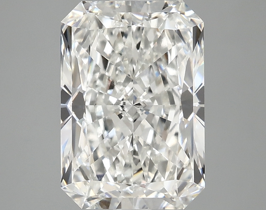 3.02 CT Radiant Diamond