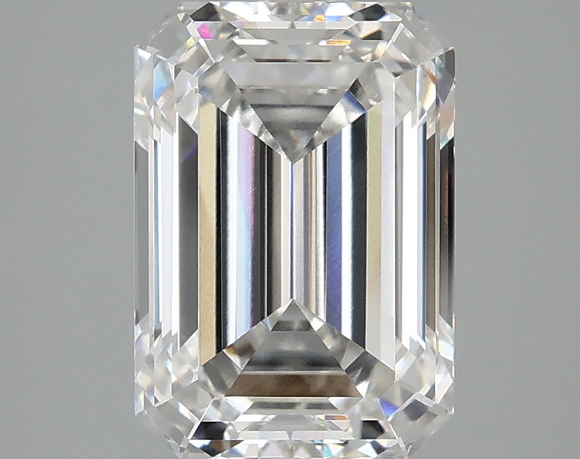 3.10 CT Emerald Diamond