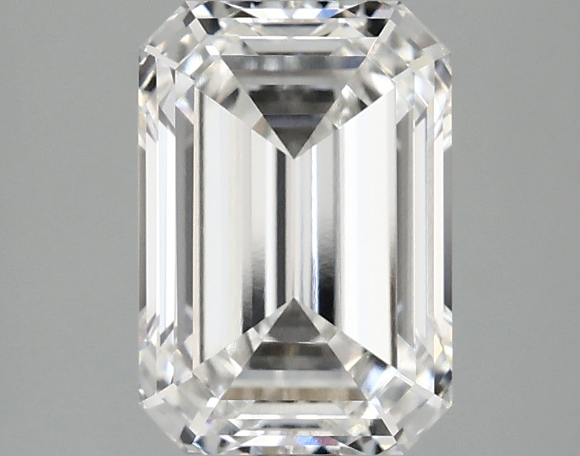 3.06 CT Emerald Diamond