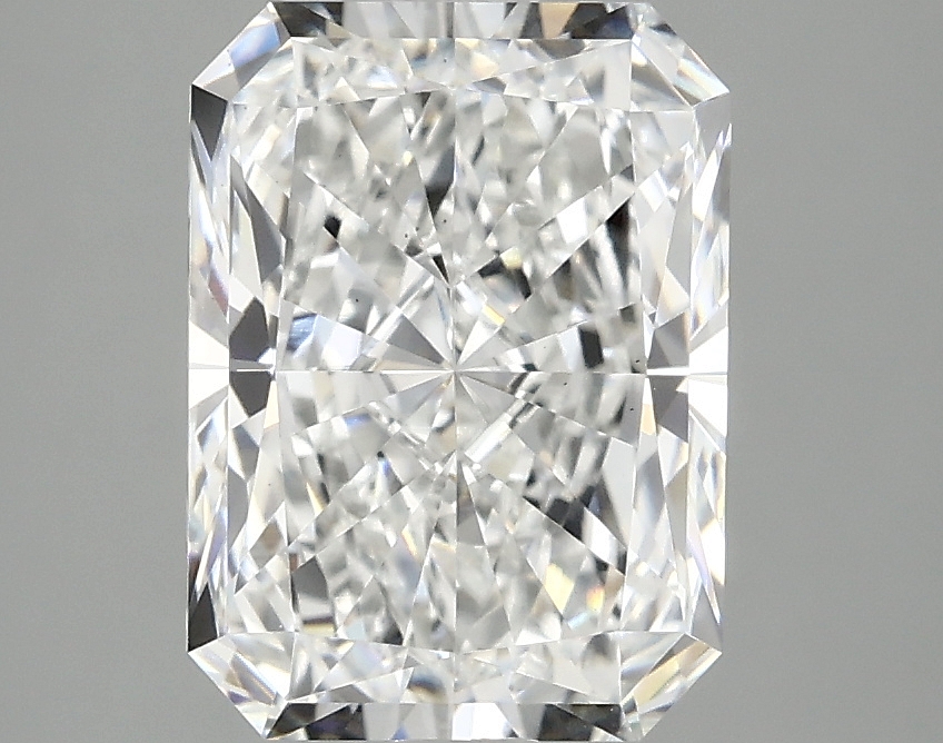 3.01 CT Radiant Diamond