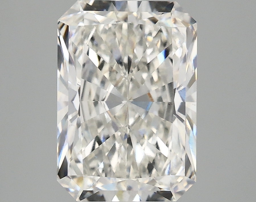 3.10 CT Radiant Diamond