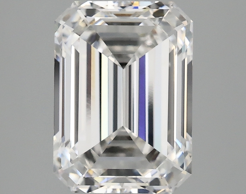3.10 CT Emerald Diamond