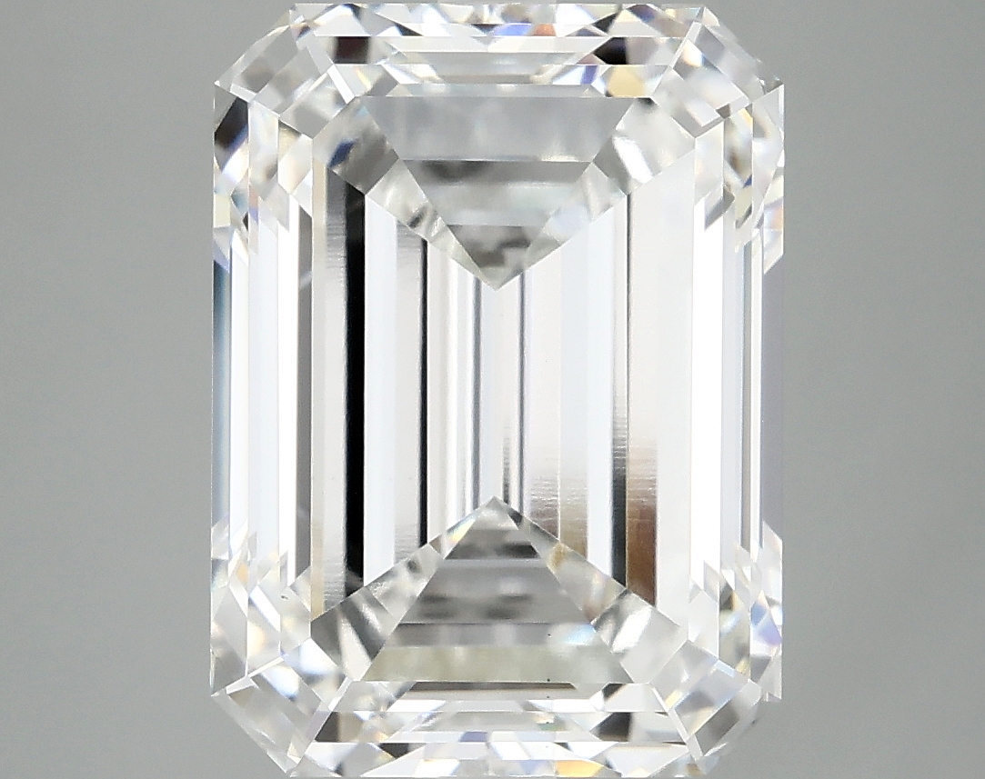 7.17 CT Emerald Diamond