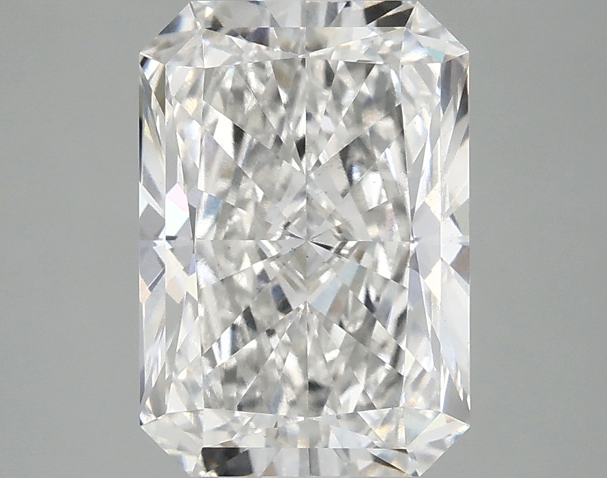 3.04 CT Radiant Diamond