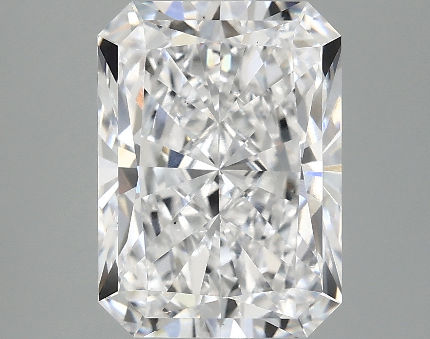 3.05 CT Radiant Diamond
