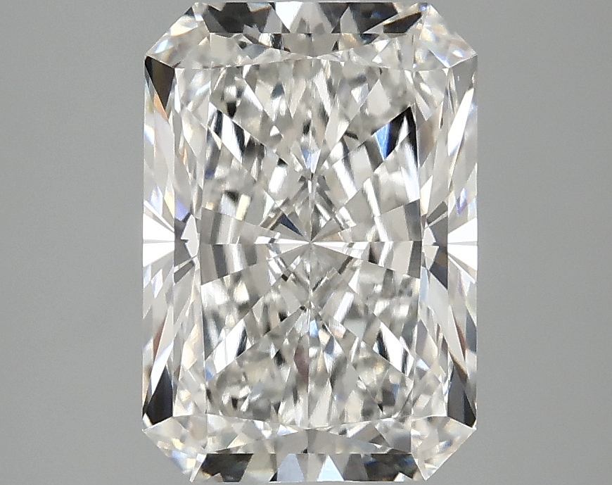 3.09 CT Radiant Diamond