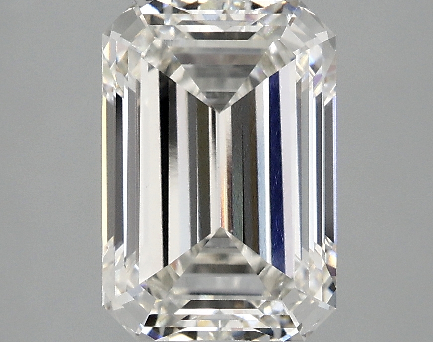 3.06 CT Emerald Diamond