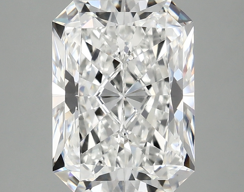 3.10 CT Radiant Diamond