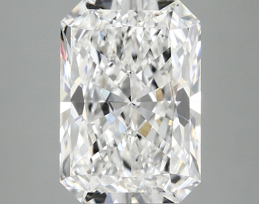 3.08 CT Radiant Diamond