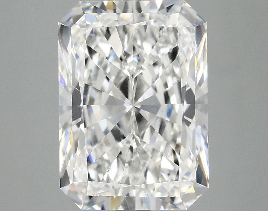 3.10 CT Radiant Diamond
