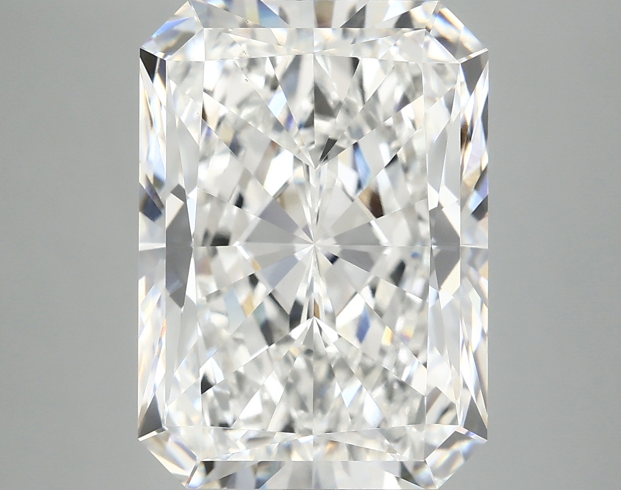 8.66 CT Radiant Diamond