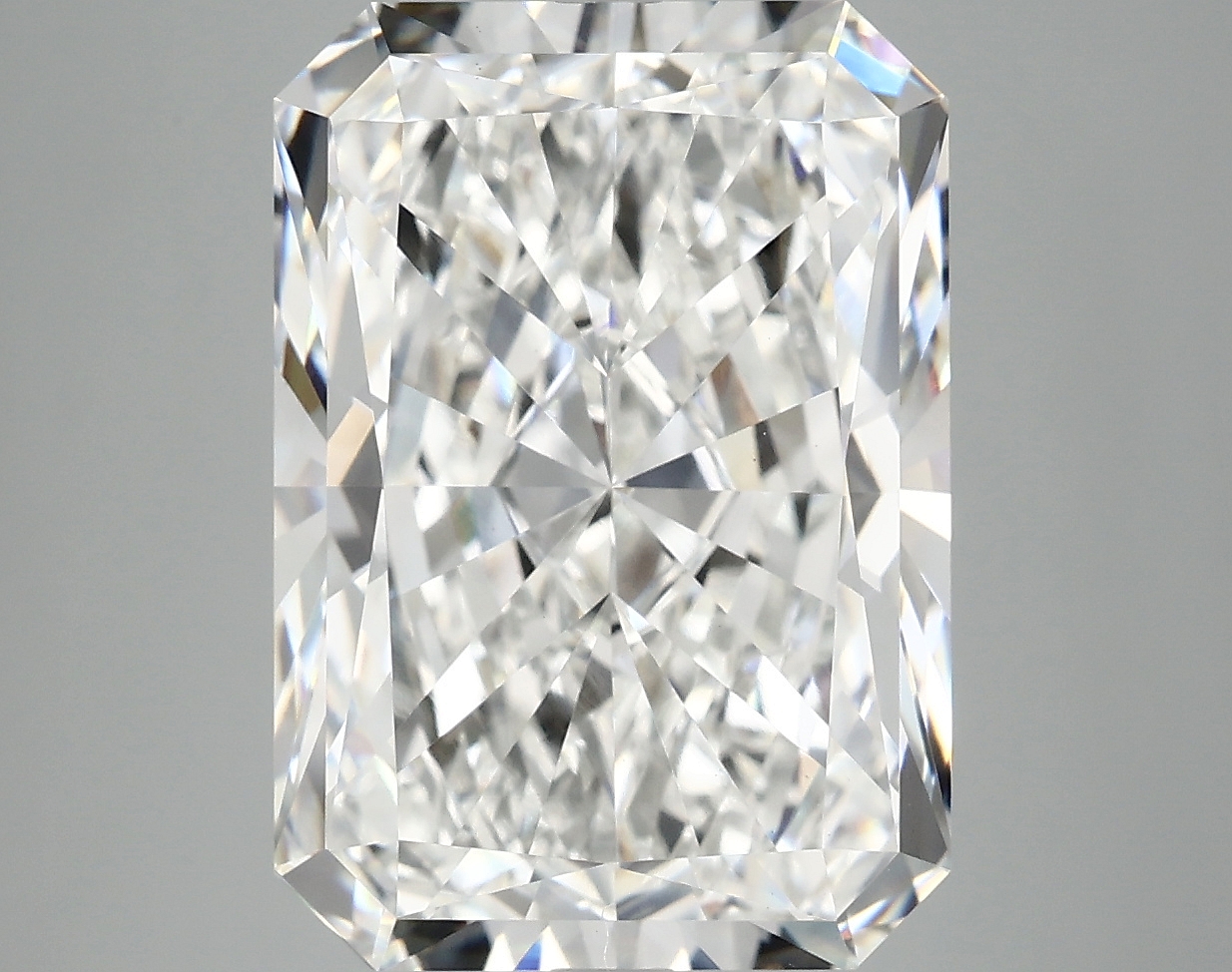 8.24 CT Radiant Diamond