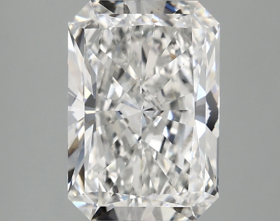 3.09 CT Radiant Diamond