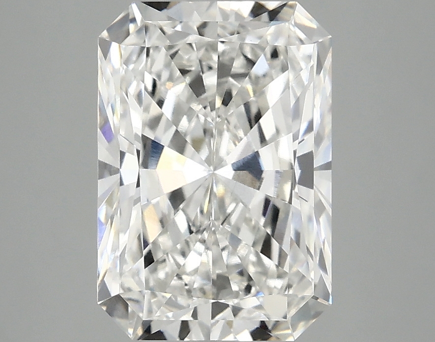 3.10 CT Radiant Diamond