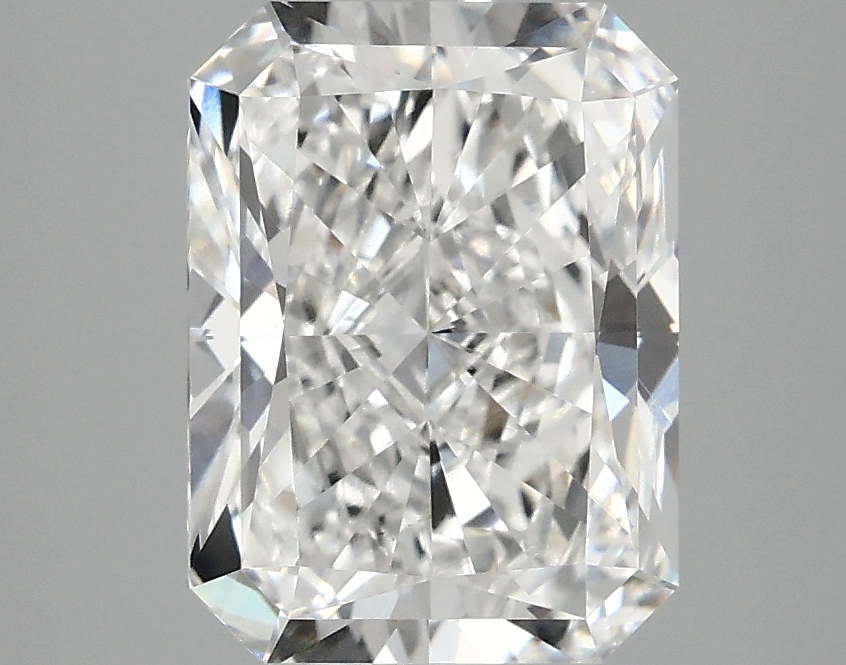3.10 CT Radiant Diamond