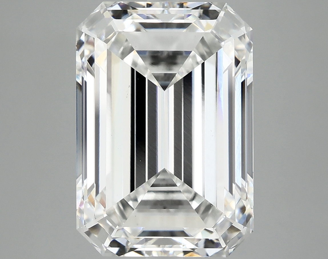 7.09 CT Emerald Diamond