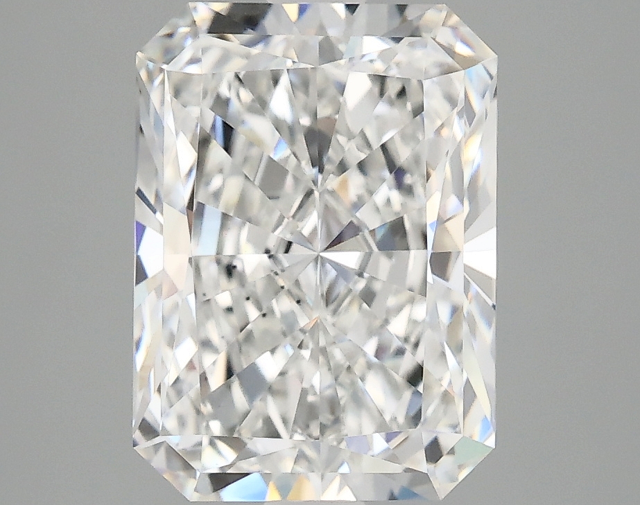 3.09 CT Radiant Diamond