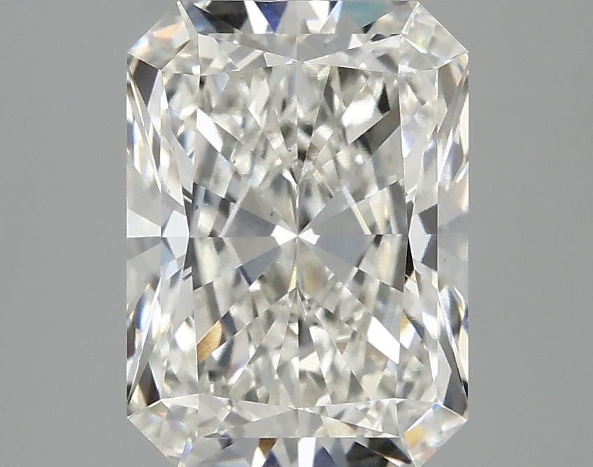 3.10 CT Radiant Diamond