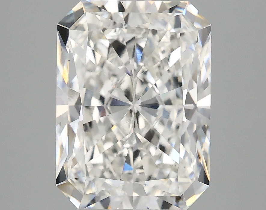 3.10 CT Radiant Diamond