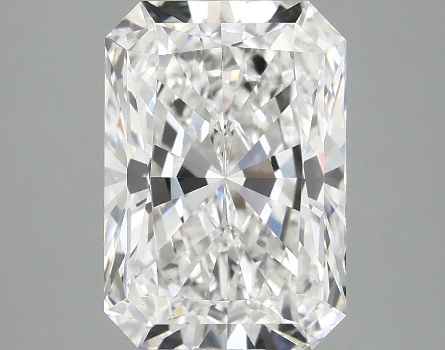 3.10 CT Radiant Diamond