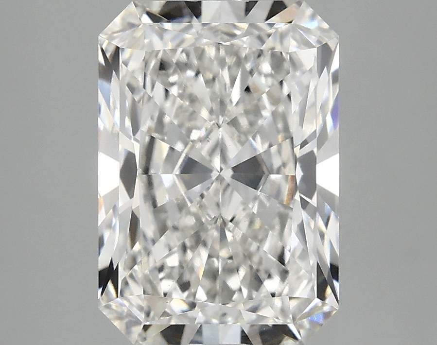 3.09 CT Radiant Diamond