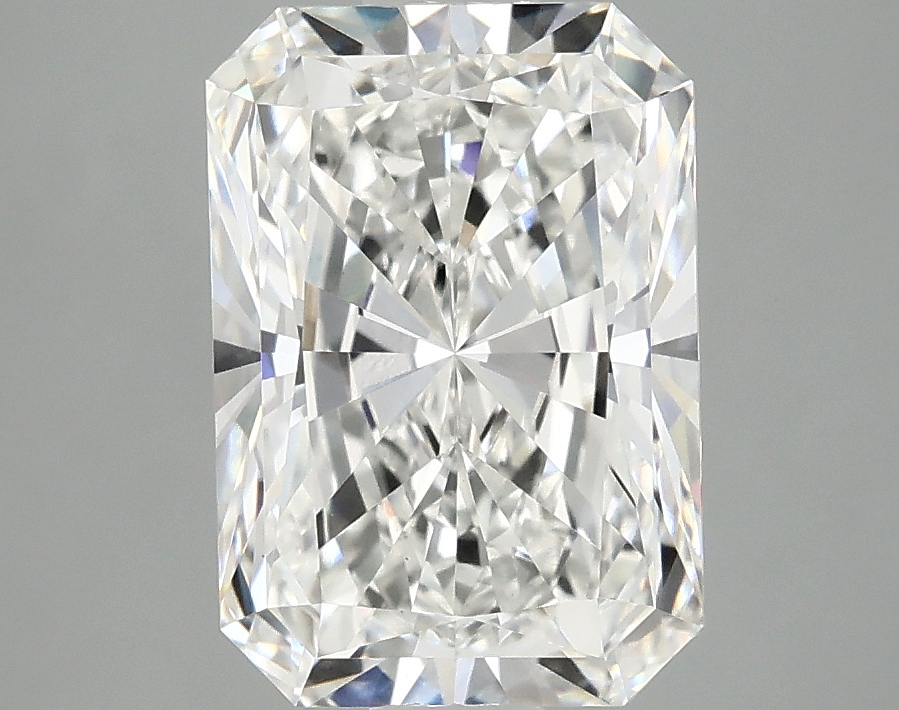 3.10 CT Radiant Diamond