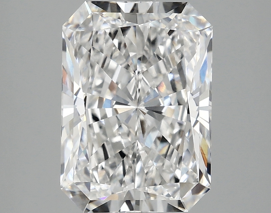 3.10 CT Radiant Diamond
