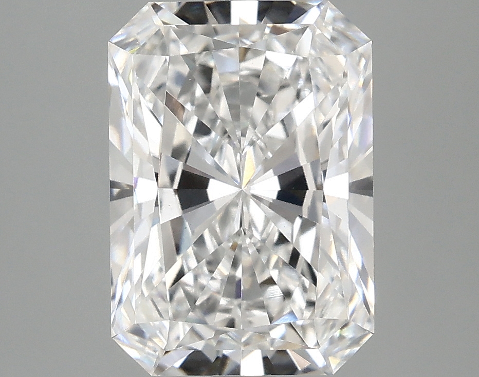 3.10 CT Radiant Diamond