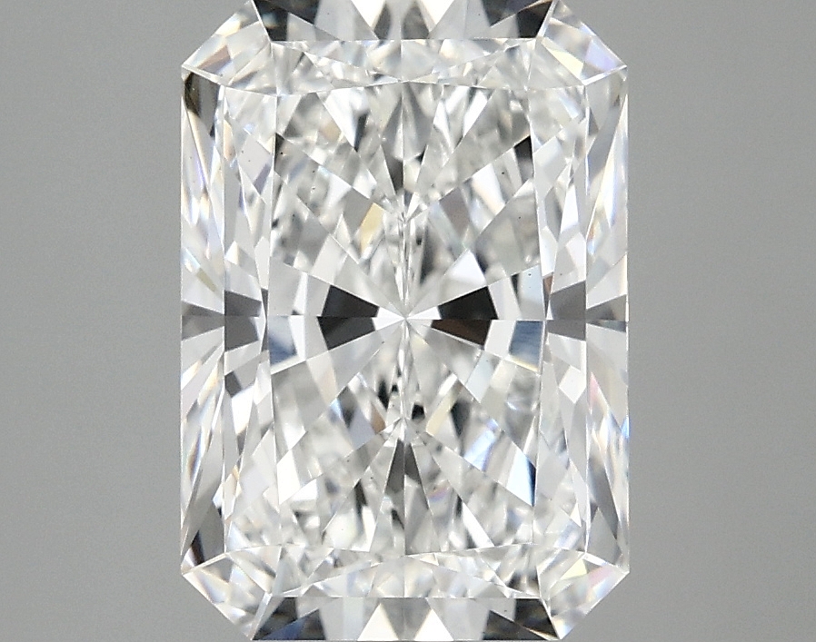 3.10 CT Radiant Diamond