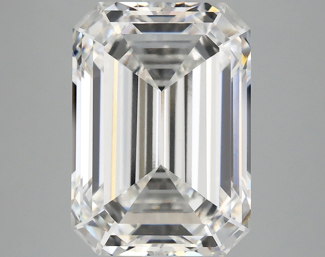 7.13 CT Emerald Diamond