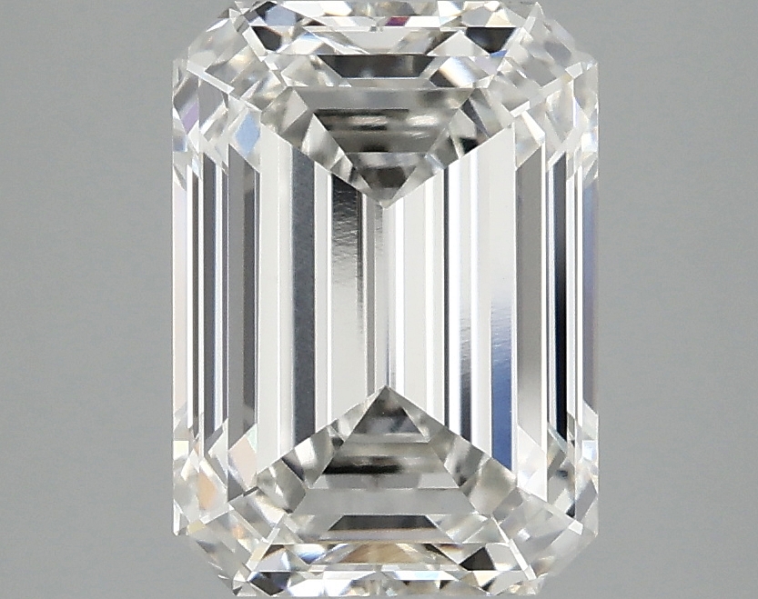 3.07 CT Emerald Diamond