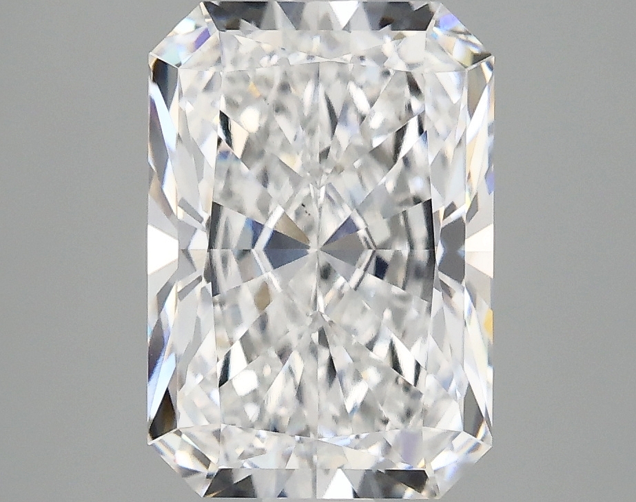 3.10 CT Radiant Diamond