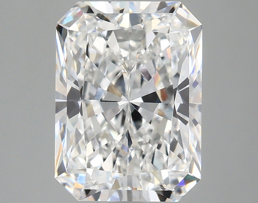 3.04 CT Radiant Diamond