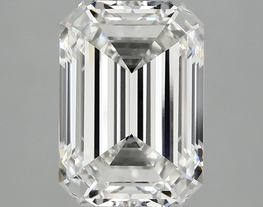 3.07 CT Emerald Diamond