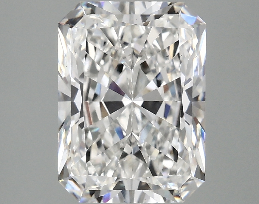 3.10 CT Radiant Diamond