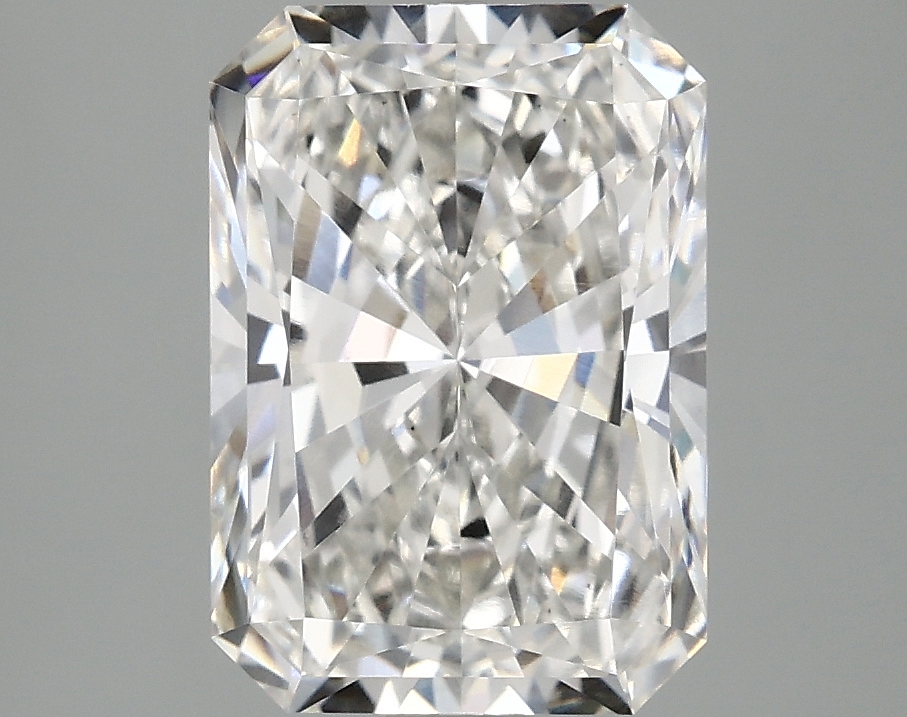 3.10 CT Radiant Diamond
