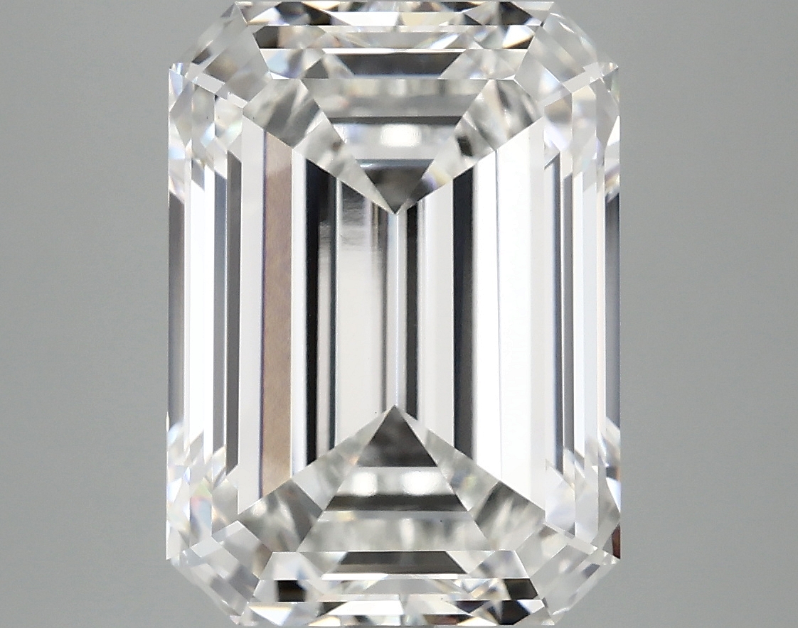 7.16 CT Emerald Diamond