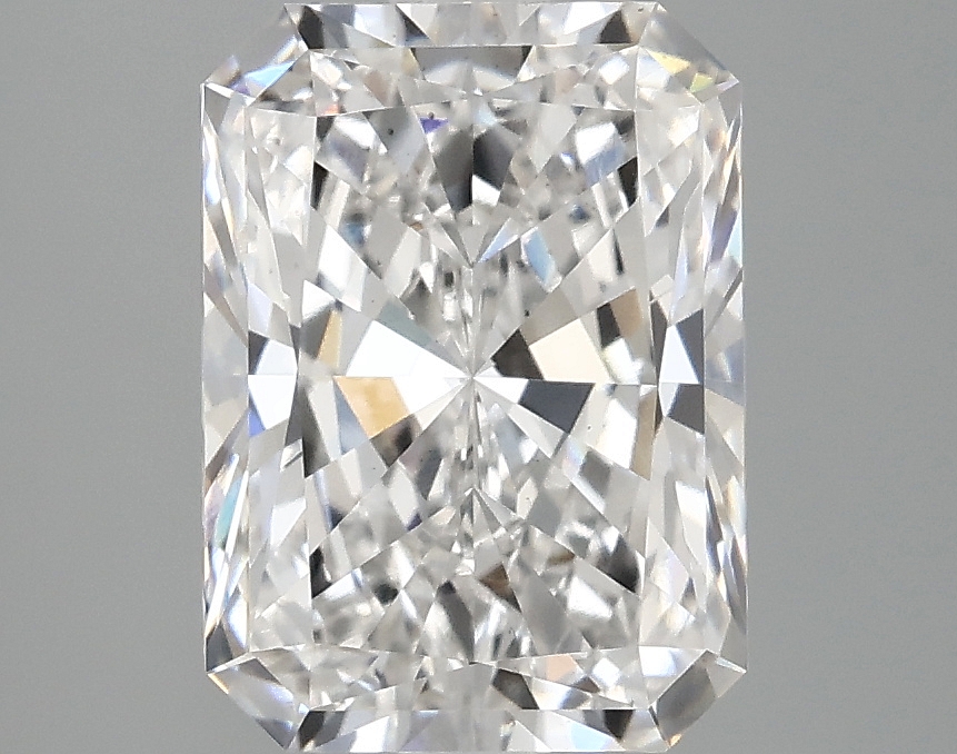 3.05 CT Radiant Diamond