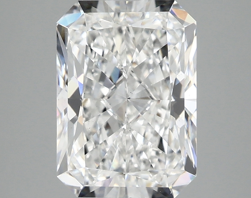 3.10 CT Radiant Diamond