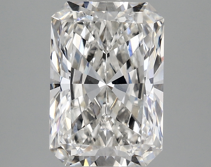 3.09 CT Radiant Diamond