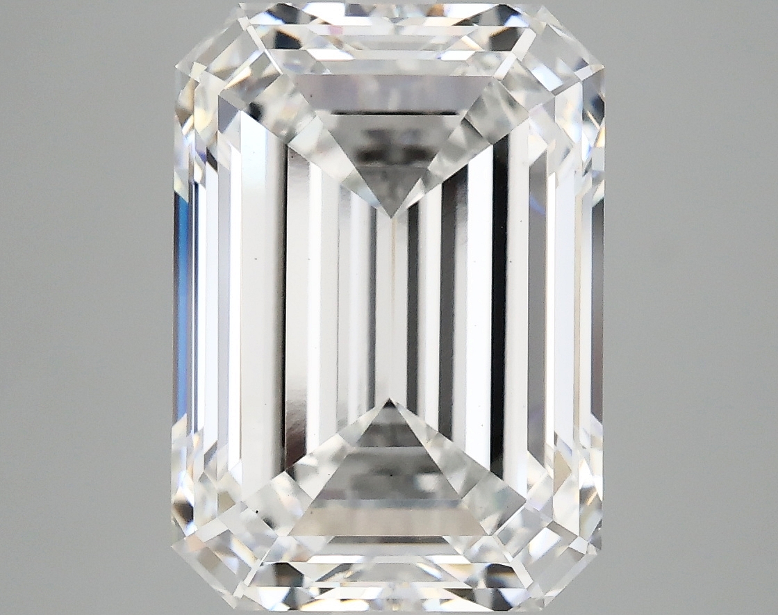 7.15 CT Emerald Diamond