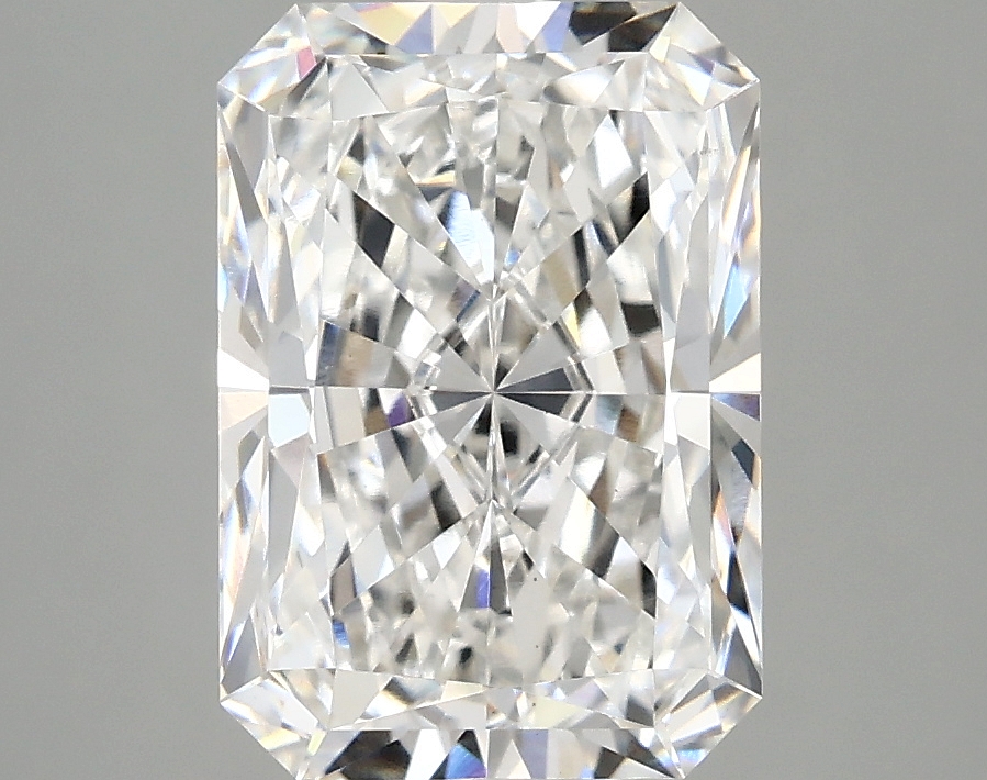 3.10 CT Radiant Diamond
