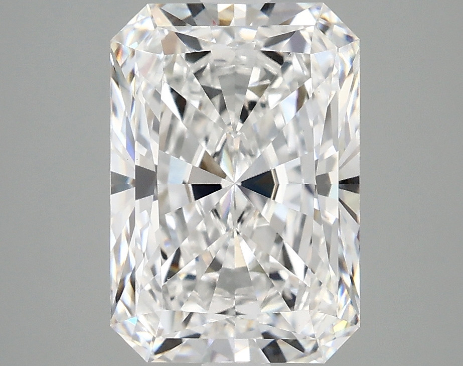 3.09 CT Radiant Diamond