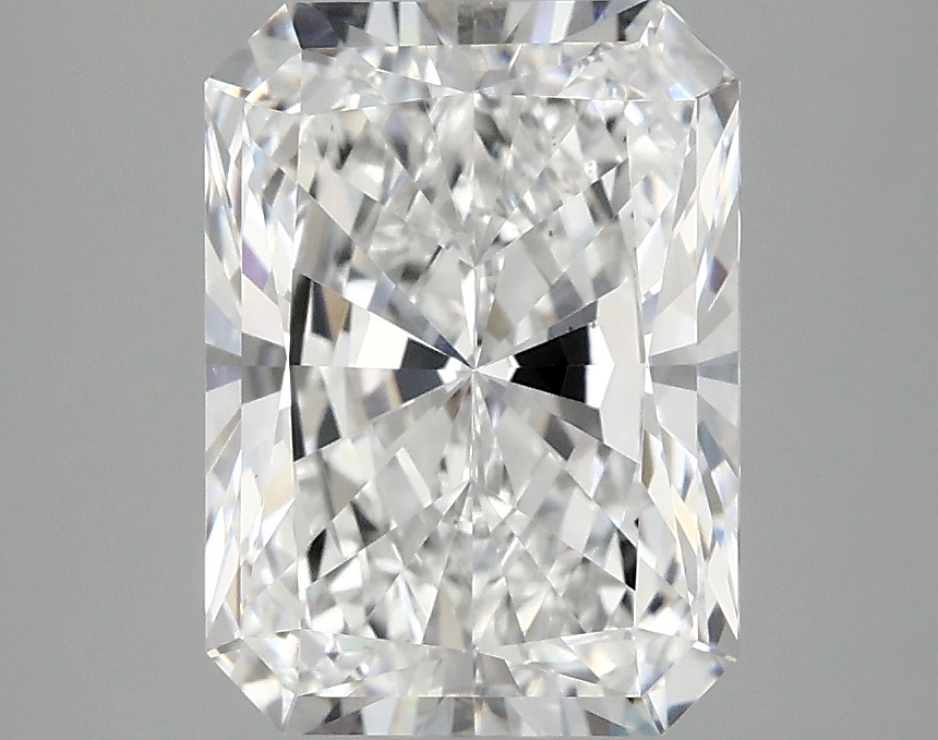 3.07 CT Radiant Diamond