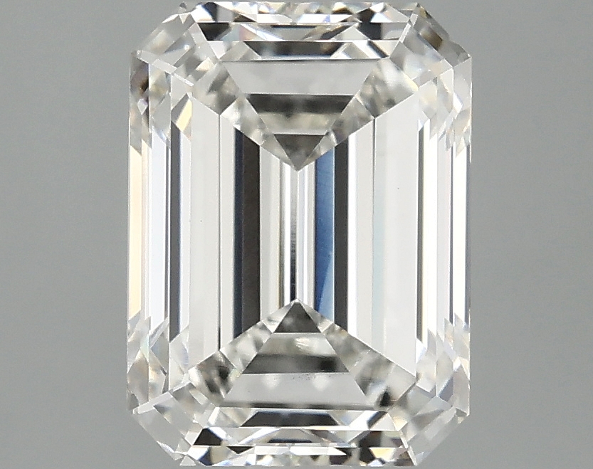 3.07 CT Emerald Diamond