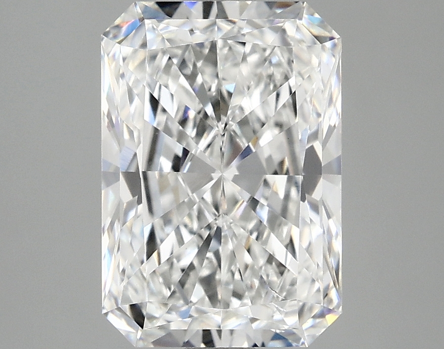 3.04 CT Radiant Diamond